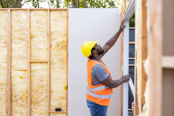 Best Insulation Repair Services  in East Grand Forks, MN